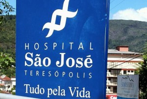 Hospital São José, Teresópolis, Palmetal, Móveis para hospital, Lavatório de inox, lavatório para hospital, mesa de trabalho, mesa de inox