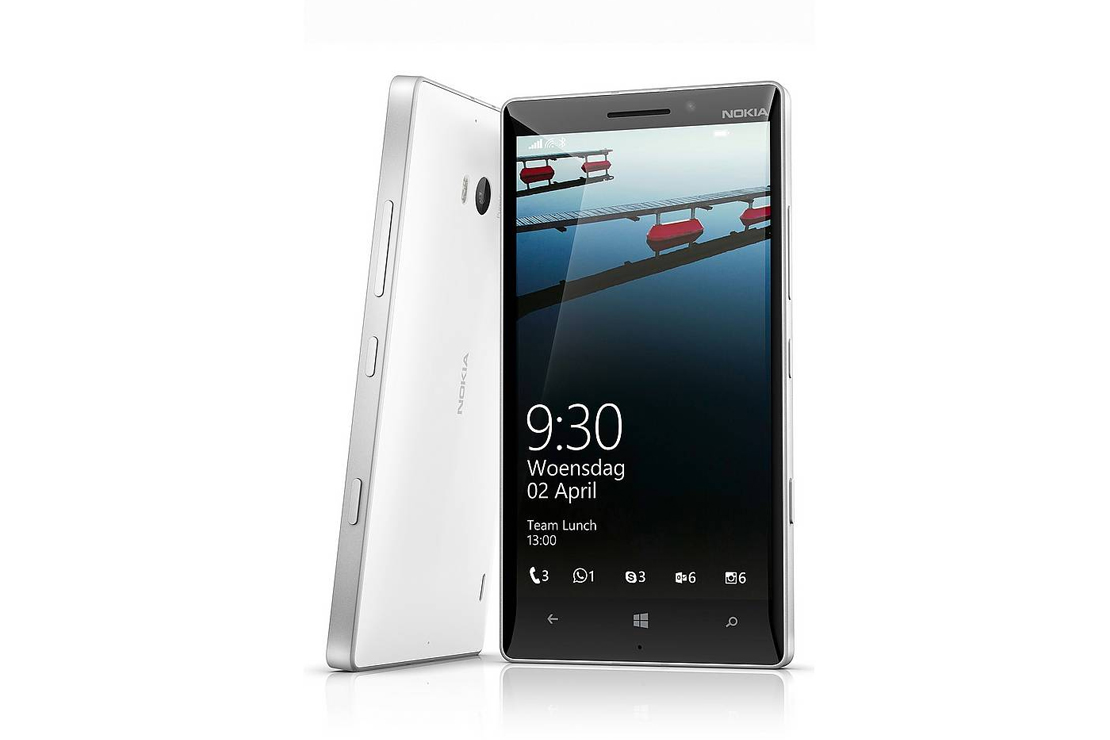 Nokia Lumia 930 no fundo branco