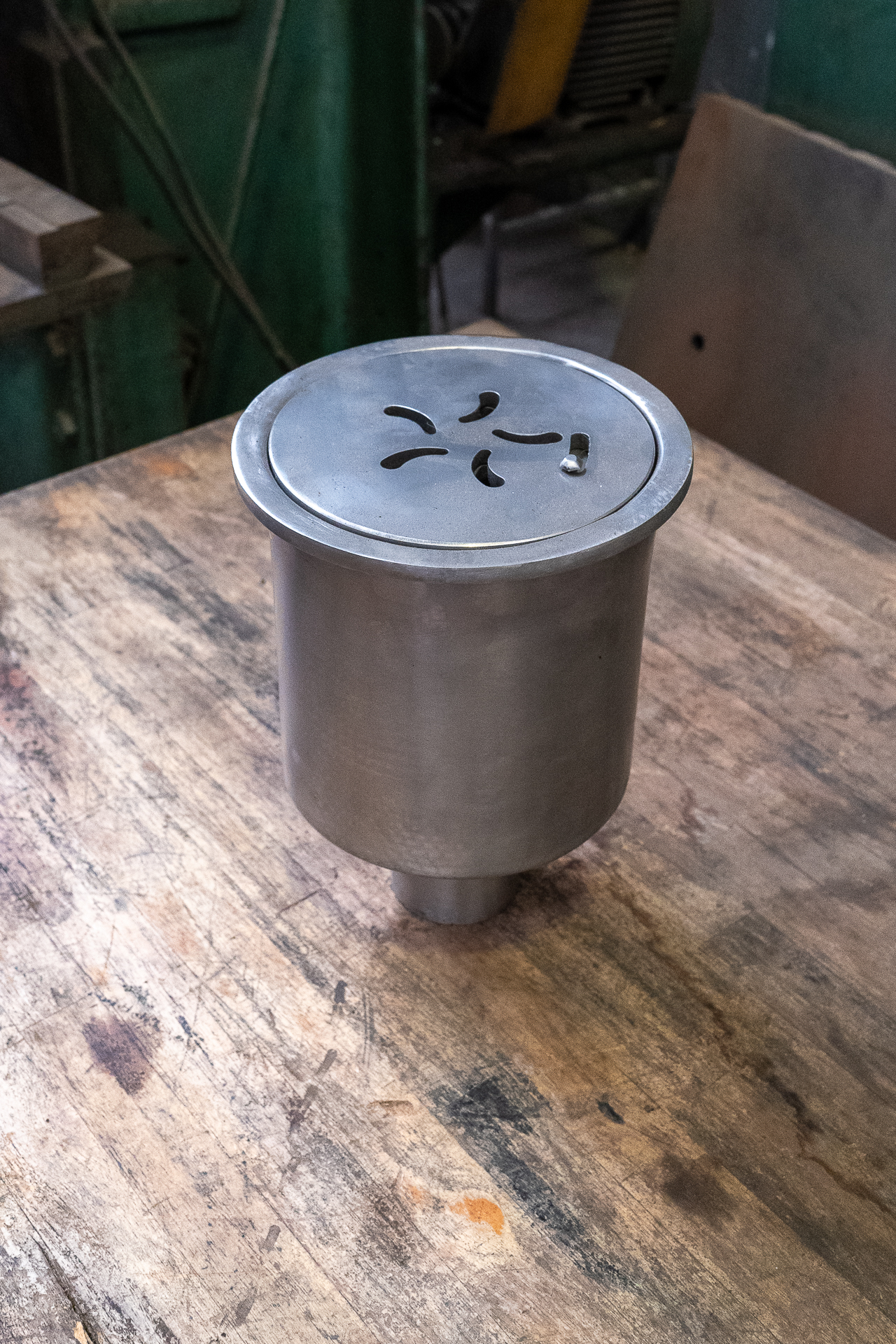 Ralo Palmetal | Modelo RX em aço inox para uso industrial com grelha rotativa